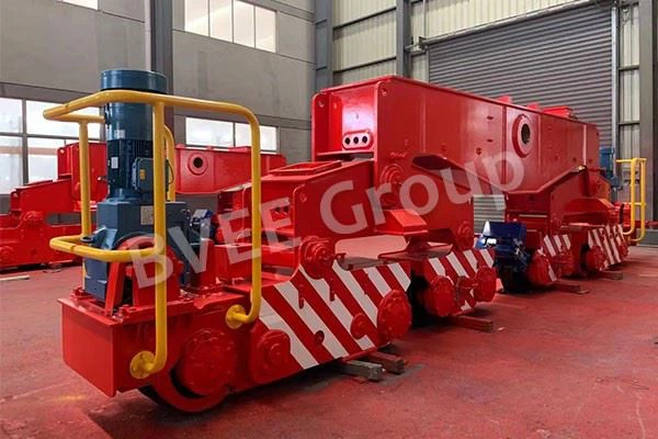 Crane travelling mechanism